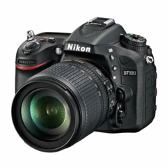 Nikon D7100 with 18-105 VR Kit
