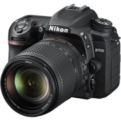 Nikon D7500 with 18-140mm Kit