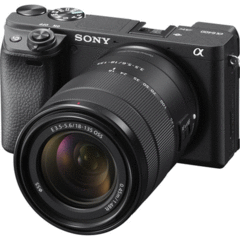 Sony Alpha a6400 with 18-135mm Lens (ILCE-6400M/B)